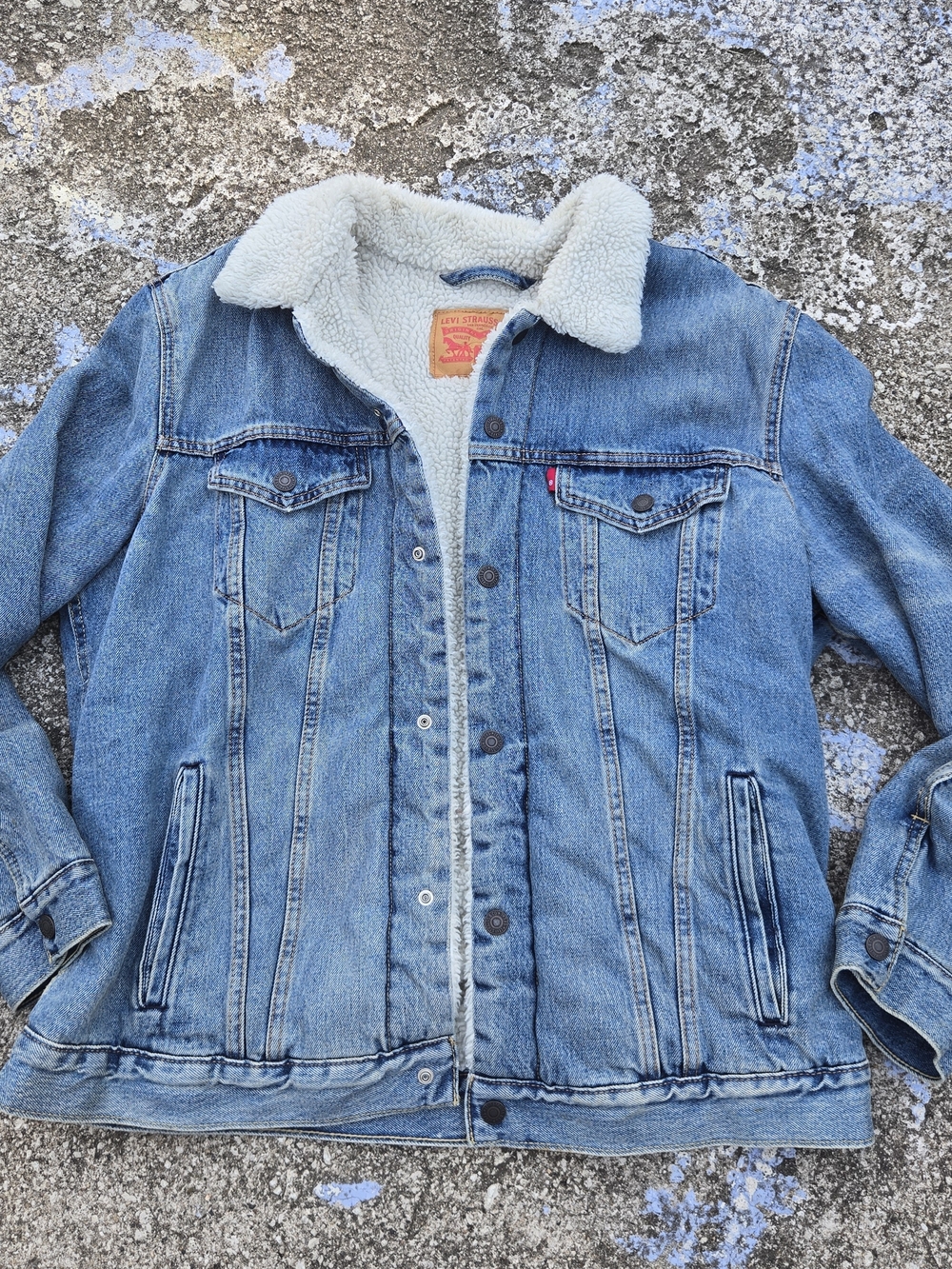 Levi's Men's Blue Denim Sherpa-Lined Trucker Jacket